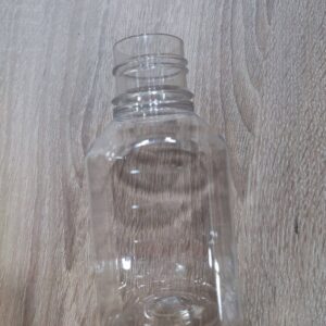 Ca 70 Achtkantflaschen aus PET 250ml ,mit Deckel