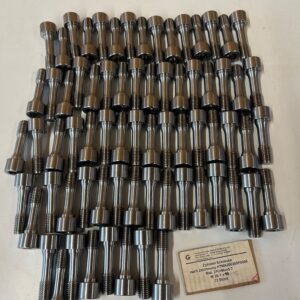 Lot 70x Zylinderschrauben M20 -T x 90