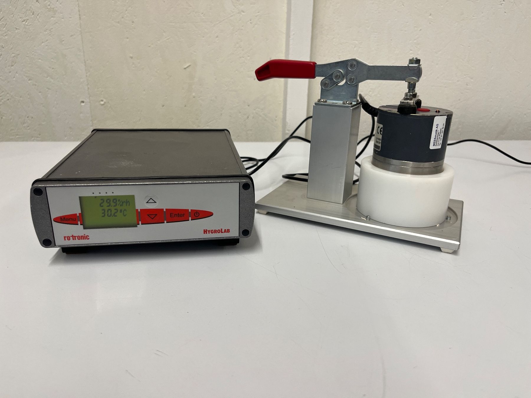 Rotronic HygroLab – Feuchtemessgerät mit Sensor AW-DIO | geb